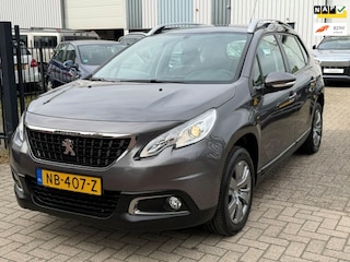 Peugeot 2008 1.2 PureTech Blue Lion Aut. Navi Airco Trekhaak!