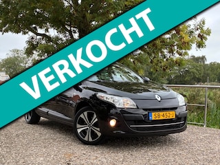 Renault Mégane Estate 1.4 TCe BOSE | Open dak + Navi + Cruise nu €3.975,-!!