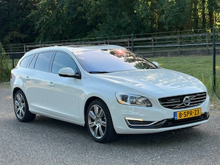 Volvo V60 2.4 D6 AWD Plug-In Hybrid Summum /Xenon/Pano/Camera/