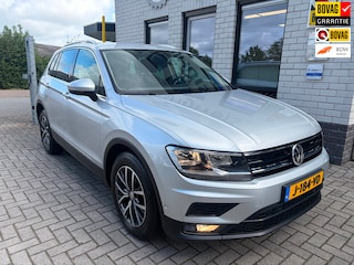 Volkswagen Tiguan 1.5 TSI ACT Comfortline Business / Navigatie / Climate Control / Add. Cruise / Stoelverwarming / Camera