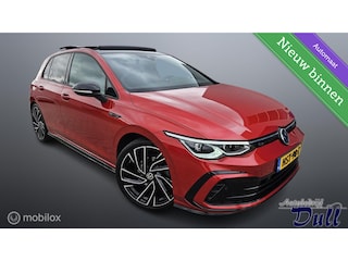 Volkswagen Golf 1.5 eTSI R-Line DSG Panoramadak 77504KM NWST