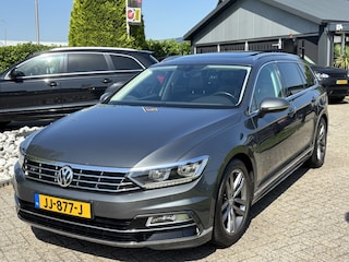 Volkswagen Passat Variant 1.4 TSI Highline 2016 Pano R-Line Vol Opties
