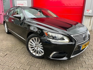 Lexus LS 600h 395pk 5.0 V8 Luxury Line Automaat / Adaptieve cruise / Mark & Levinson / AWD / Brembo Remmen / etc / Origineel NL