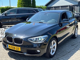 BMW 116i Exe Automaat 2014 Zwart 5-Deurs NL Auto