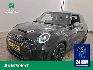 Mini Mini Cooper 33 kWh 184pk Yours | SOH 98% | Leder | CarPlay | Navi | Stoelverwarming | Getinte ramen | Camera | PDC | 17"