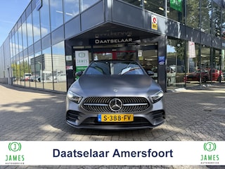 Mercedes-Benz A-klasse 200 Business Solution AMG Panoramadak Sfeerverlichting Camera