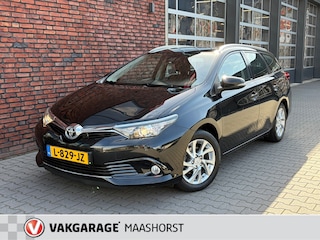Toyota Auris Touring Sports 1.2T Aspiration AchteruitrijCam./Trekhaak/LaneAss./Clima/Airco/Cruise/Bluetooth/Navi/LM16"