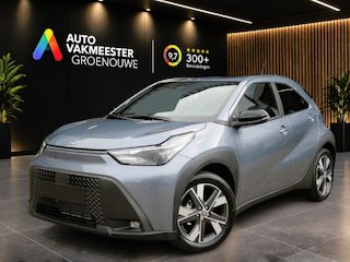 Toyota Aygo HYBRID 115 PLAY NIEUW! / Camera / 17 Inch / Stoelverw. / FABRIEKS garantie