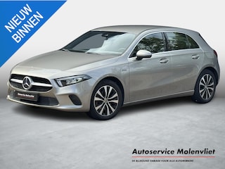 Mercedes-Benz A-klasse 250 e Premium I INCL. € 850,00 AFL.KOSTEN + BOVAG GARANTIE