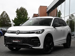 Volkswagen Tiguan 272pk 1.5 eHybrid R-Line Pano Tr-haak IQ-light 20-Inch
