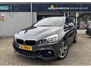 BMW 2-serie Tourer 220i High Ex. M-PAKKET / SCHUIFDAK / 107.106 KM NAP