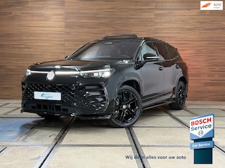 Volkswagen Tayron 1.5 eHybrid 272PK | R-Line Black MD Edition | Garantie tot 2030 | Vol! | Maxton| Pano| IQ. Light| H/K | Trekhaak