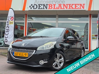 Peugeot 208 1.4 VTi Allure BJ.2012 / Navigatie / Cruise / Clima / Elektr. Pakket / 16"Lmv / Trekhaak !!