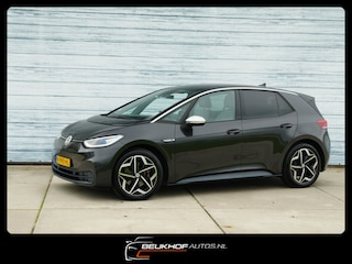 Volkswagen ID.3 First Plus 58 kWh Cam Adapt Cruise Soh 92.4%