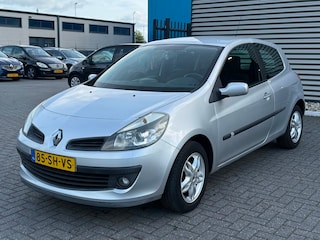 Renault Clio 1.2-16V Team Spirit | NIEUWE DISTRIBUTIE!