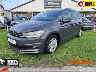 Volkswagen Touran 1.5 TSI Highline 7p Massage/carplay/trekhaak