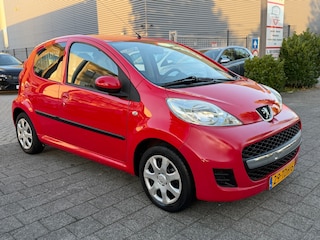 Peugeot 107 1.0-12V XS| NAP | Airco | Nieuwe APK