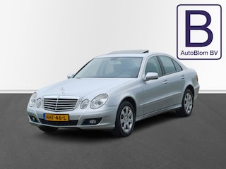 Mercedes-Benz E-klasse 200 K. Classic /Blijvend Youngtimer!/Dealer onderh./Schuifdak/Cruise/Xenon/