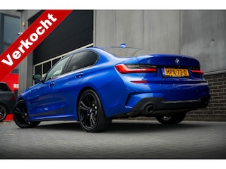 BMW 320i 184 pk High Executive M-Sport / Laser/ Pano-Dak/ ACC/ 360° Camera/ HUD/ H&K/ Keyless/ Adaptief M/ Memory/ Stoelverw. V+A/ 19" LMV