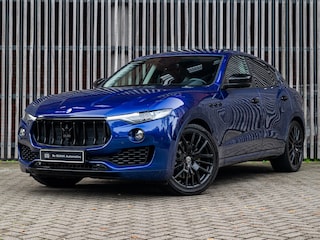 Maserati Levante 3.0 V6 S AWD 430pk |Panoramadak|Luchtvering|Keyless|Carplay|Target Blu Eye|21''|Camera