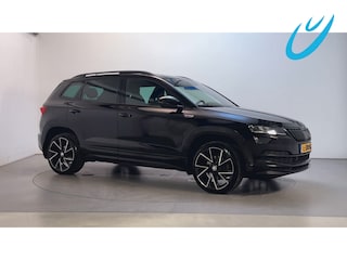 Skoda Karoq 1.5 TSI DSG ACT Sportline Business Panoramadak Trekhaak Adaptive Cruise Sfeerverlichting