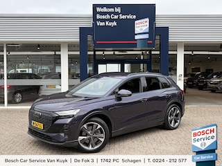 Audi Q4 40 Launch edition Advanced 77 kWh / NL-Auto / Vol-Leder / Grote-Accu / Warmtepomp / Elektr.-Stoelen met Geheugen / Stoelverwarming / Matrix-LED / Standkachel / Trekhaak / Apple-Carplay & Android-Auto / Cruise-Control / Climate-Control / Elektr.-Achterklep / DAB Radio-Bluetooth / Navi / PDC / BTW-Auto / Camera-Achter / 20'' LMV / ENZ.