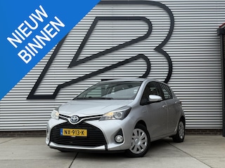 Toyota Yaris 1.5 Hybrid Aspiration Bi-Tone 2e Eigenaar|Clima|Cruise|Trekhaak|Elektr. Ramen|APK tot 06-2027