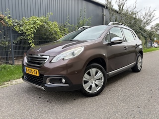 Peugeot 2008 1.2 VTi Allure Pack Premium Plus / AIRCO / CRUISE / NAVI