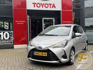 Toyota Yaris 1.5 Hybrid Dynamic PARKEERCAMERA AIRCO NIEUWE ALL-SEASONBANDEN