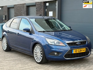 Ford Focus 1.6 Titanium LEER NAVI CLIMA TREKHAAK APK