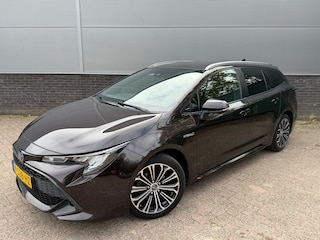 Toyota Corolla Touring Sports 1.8 Hybrid First Edition Limited Stoel + Stuurverwarming