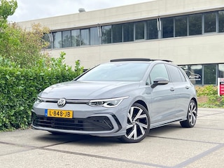 Volkswagen Golf 1.5 eTSI R-Line |PANO|ADAPTIVE|CARPLAY|STOEL+STUURVERW|DEALER ONDERHOUDEN|