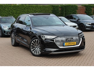 Audi e-Tron 55 quattro advanced Pro Line Plus 95 kWh / SOH 93,3% / Trekhaak / Panoramadak / 360Camera / Head-up / B&O / 21'' / Luchtvering / Keyless / Matrix LED / Stoelverwarming / Dodehoek / DAB / ACC