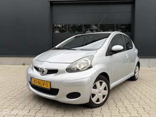 Toyota Aygo 1.0-12V Comfort 5 Deurs AIRCO NAP APK
