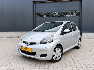 Toyota Aygo 1.0-12V Comfort 5 Deurs AIRCO NAP APK