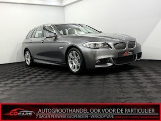 BMW 5-serie Touring 520i Executive M Sport. Parkeersensoren, Navi, Keyless start, Virtual desk, Elektrische achterklep, Cruise control, A start stop, Lichtmetalen velgen