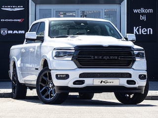 Dodge Ram 1500 5.7 V8 4x4 Crew Cab Laramie Night | Luchtvering | Elektrische side steps |