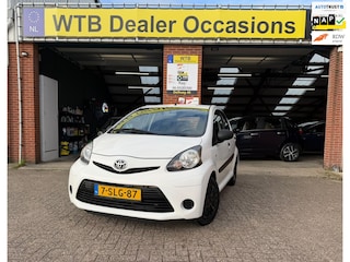 Toyota Aygo 1.0 VVT-i Now, 5-deurs, Airco, Dealer oh., 2e Eig.
