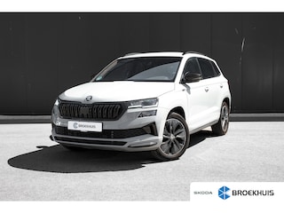 Skoda Karoq 1.5 TSI 7-DSG 150pk Sportline | Navi by App | Keyless | 18" | Stuur & Stoelverwarming | Parkeerhulp Achter