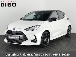 Toyota Yaris 1.5 Hybrid Executive Bi-Tone | Stoelverwarming | Navigatie | Parkeersenoren | Apple Carplay & AndroidAUTO |