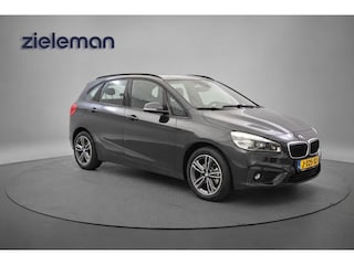 BMW 2-serie Tourer 218i High Executive Automaat - Navi, Cruise, Clima, Stoelverw. Leer, Harman/Kardon