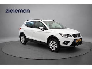 Seat Arona 1.0 TSI Style Business Intense - Carplay, Camera, Adapt. Cruise, Clima, Trekhaak