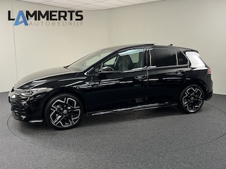 Volkswagen Golf 1.5 eTSI 150 PK R-Line Edition NIEUW!!! Pano./ Stoelverw./ Camera / PDC / LED / Carplay-Android / DSG