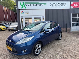 Ford Fiesta 1.25 Titanium clima, voorruitverwarming, elektr ramen, bluetooth, APK 04-2027
