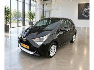 Toyota Aygo 1.0 VVT-i x-play | Camera | CarPlay | All Season | 5-deurs