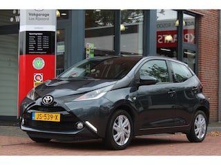 Toyota Aygo 1.0 *x-clusiv* | Camera | 5- Deurs | Cruise & Climate Control | Bluetooth | Topper! |