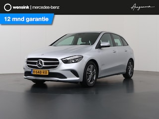 Mercedes-Benz B-klasse 220 Launch Edition Premium | 190Pk | Trekhaak 1600kg geremd | Augmented Reality | Sfeerverlichting | Achteruitrijcamera | Apple-/Android Carplay | Stoelverwarming | Elektrische achterklep |