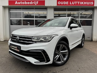 Volkswagen Tiguan 1.4TSI eHybrid 245PK R-Line 360Camera Virtual IQ.Light HUD ACC Trekhaak