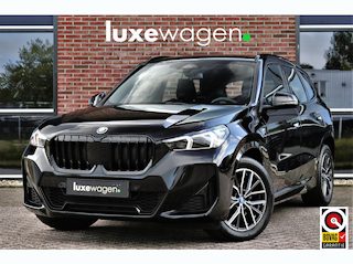BMW X1 xDrive25e M-Sport Trekhaak Premium ACC-voorbereiding 18inch Camera AC-Snelladen