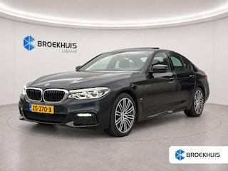BMW 530e 292PK iPerformance HIGH EXECUTIVE M-SPORT AUTOMAAT / NAVI / LEDER / FULL-LED / CLIMA / PDC / 19" LMV / CAMERA / KEYLESS / PANO. DAK / WINTERPAKKET / CRUISECONTROL !!